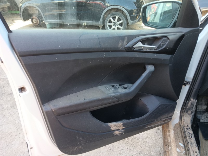 volkswagen t-cross (c11, d31) del año 2023