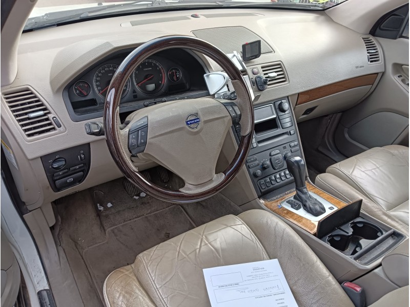 volvo xc90 i (275) del año 2004