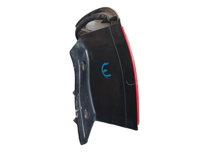 Recambio de piloto trasero derecho para mazda 323 berlina c/f/s (ba) 2.0 v6 f fe referencia OEM IAM  0431439 