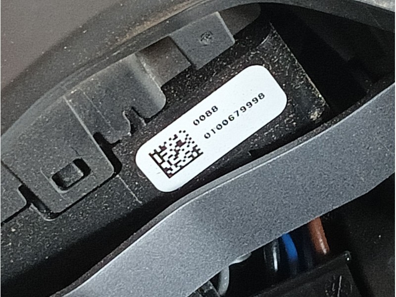 Recambio de volante para tesla model y (5yjy) ev a las 4 ruedas referencia OEM IAM  162659900B 
