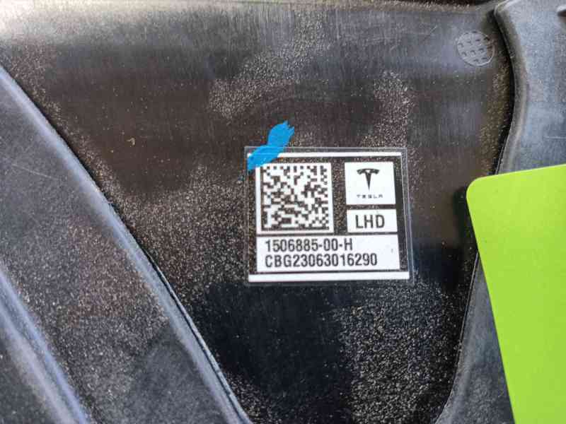Recambio de moldura para tesla model y (5yjy) ev a las 4 ruedas referencia OEM IAM   