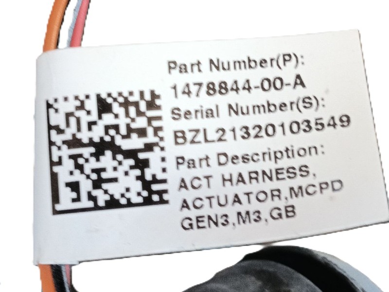 Recambio de tapa exterior combustible para tesla model y (5yjy) ev a las 4 ruedas referencia OEM IAM   