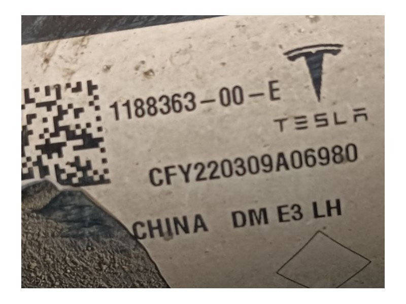 Recambio de amortiguador delantero izquierdo para tesla model y (5yjy) ev a las 4 ruedas referencia OEM IAM 118836300F  