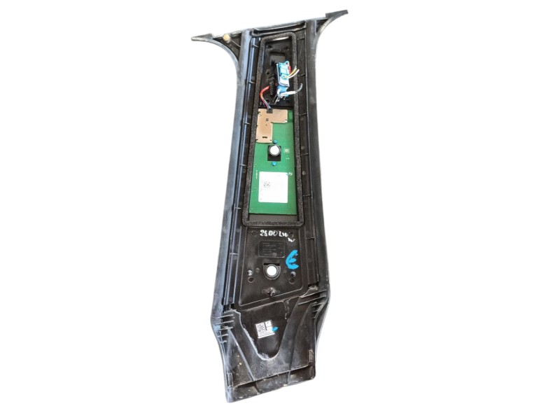 Recambio de moldura para tesla model y (5yjy) ev a las 4 ruedas referencia OEM IAM   