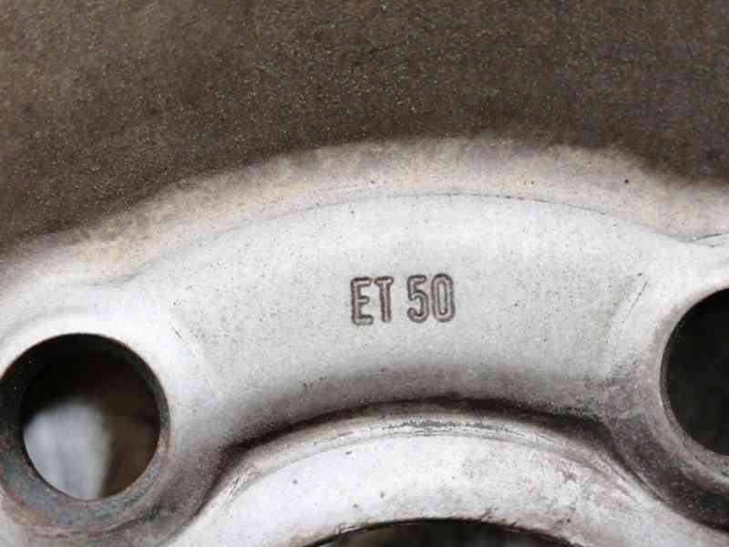 Recambio de llanta para opel vivaro combi 2.7t corto referencia OEM IAM 16  ET50