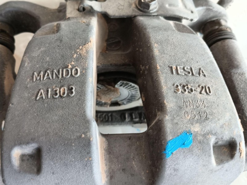 Recambio de pinza freno trasera derecha para tesla model y (5yjy) ev a las 4 ruedas referencia OEM IAM 118878200A 104462600B 