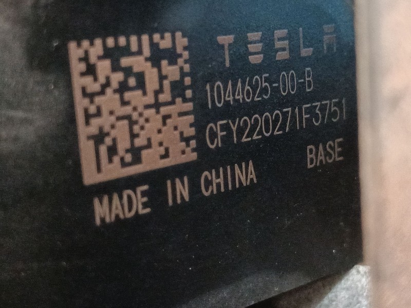 Recambio de pinza freno trasera izquierda para tesla model y (5yjy) ev a las 4 ruedas referencia OEM IAM 104462500B CFY220271F37