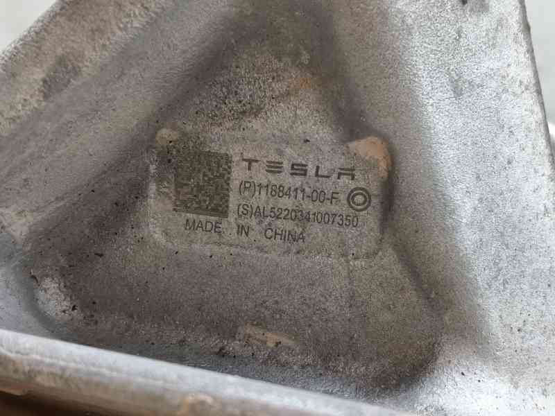 Recambio de mangueta trasera izquierda para tesla model y (5yjy) ev a las 4 ruedas referencia OEM IAM 118841100F TR20220202 