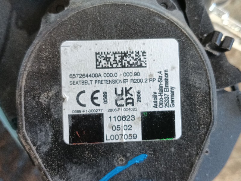 Recambio de cinturon seguridad trasero derecho para tesla model y (5yjy) ev a las 4 ruedas referencia OEM IAM 149378401C  