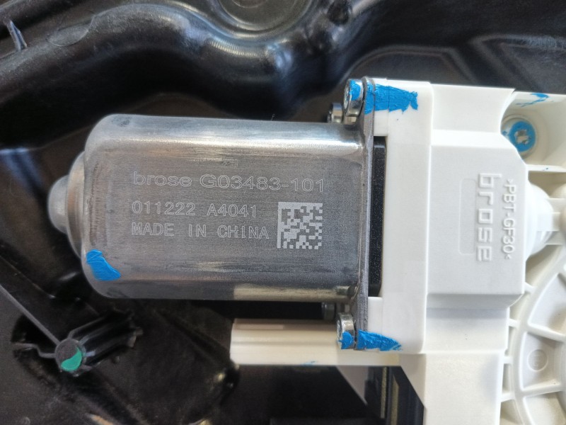 Recambio de elevalunas trasero izquierdo para tesla model y (5yjy) ev a las 4 ruedas referencia OEM IAM 152680200E 149551200E 