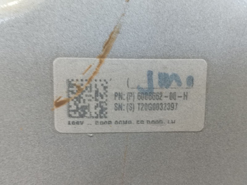 Recambio de puerta delantera izquierda para tesla model s (5yjs) referencia OEM IAM   