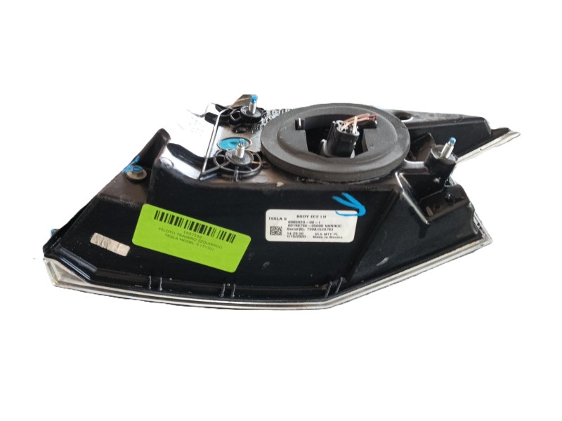 Recambio de piloto trasero izquierdo para tesla model s (5yjs) referencia OEM IAM   