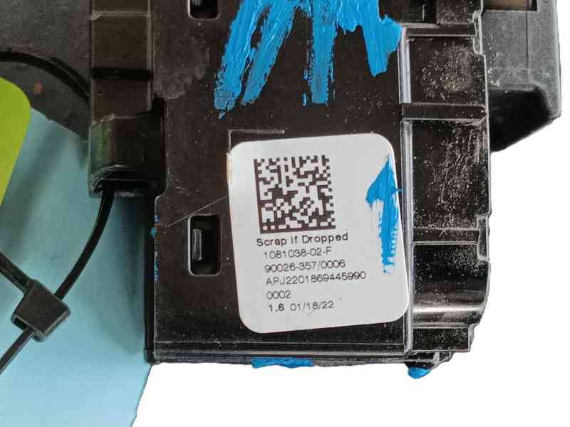 Recambio de mando elevalunas trasero izquierdo para tesla model y (5yjy) ev a las 4 ruedas referencia OEM IAM 108103802F  