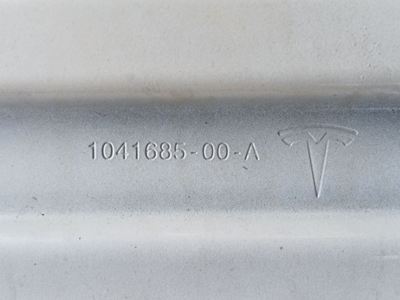 Recambio de refuerzo paragolpes trasero para tesla model s (5yjs) referencia OEM IAM   