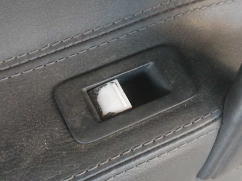 Recambio de puerta trasera izquierda para volkswagen touareg (7la) 2.5 tdi referencia OEM IAM COMPLETA  