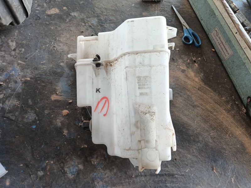 Recambio de deposito limpia para lexus nx (_z1_) 300h awd (ayz15) referencia OEM IAM 8531578030  