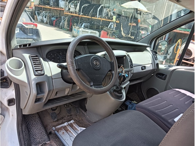 opel vivaro a furgoneta (x83) del año 2004