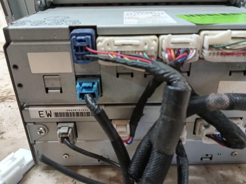 Recambio de sistema audio / radio cd para lexus is ii (_e2_) 220d (ale20) referencia OEM IAM 8611153050 8611153050 