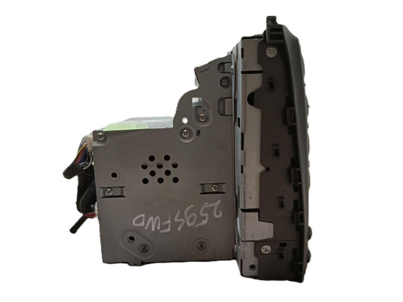 Recambio de sistema audio / radio cd para lexus is ii (_e2_) 220d (ale20) referencia OEM IAM 8611153050 8611153050 