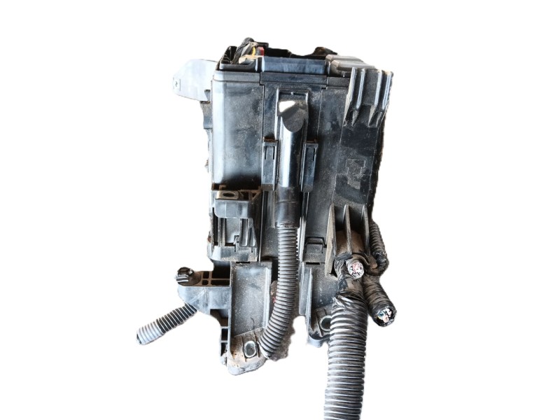 Recambio de caja reles / fusibles para lexus nx (_z1_) 300h awd (ayz15) referencia OEM IAM 8263048010  