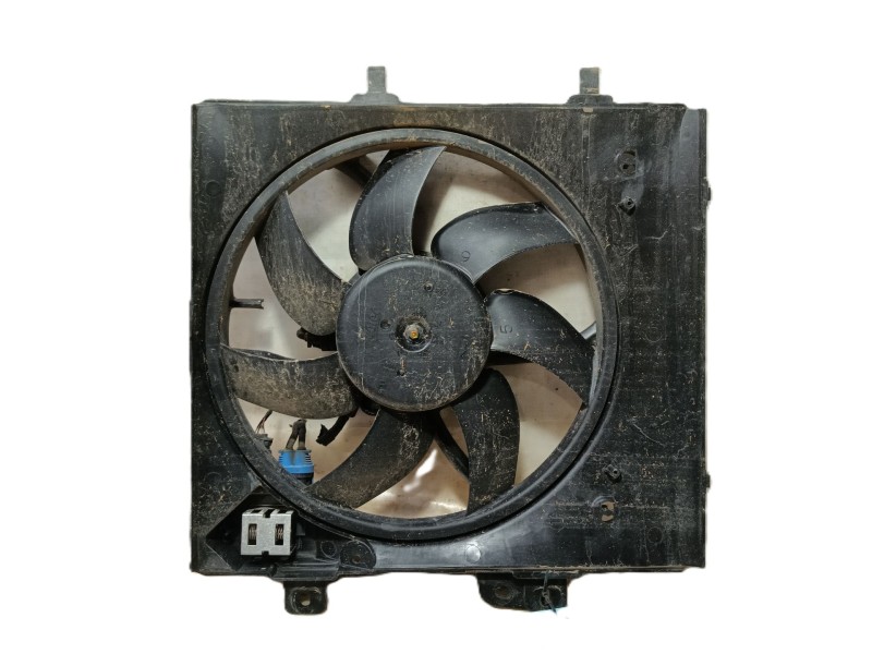 Recambio de electroventilador para citroën c3 iii (sx) 1.2 puretech 82 referencia OEM IAM 9829774580 FS2239 