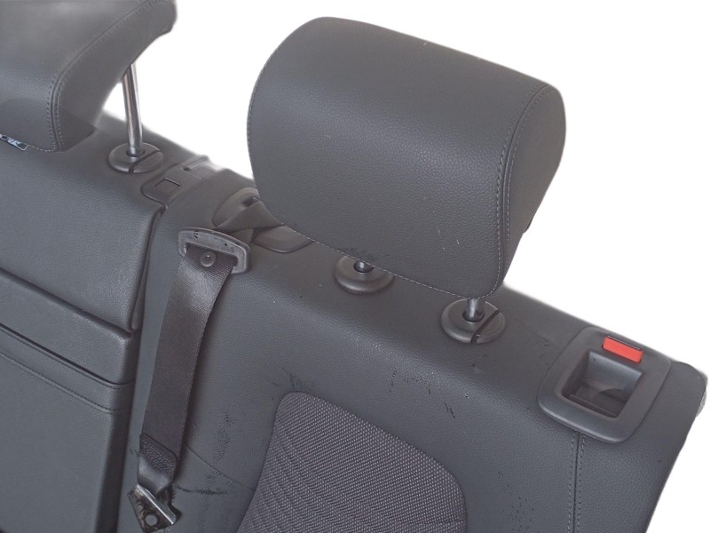 Recambio de asientos traseros para mercedes-benz eqa (h243) eqa 250+ (243.702) referencia OEM IAM A2439201300  