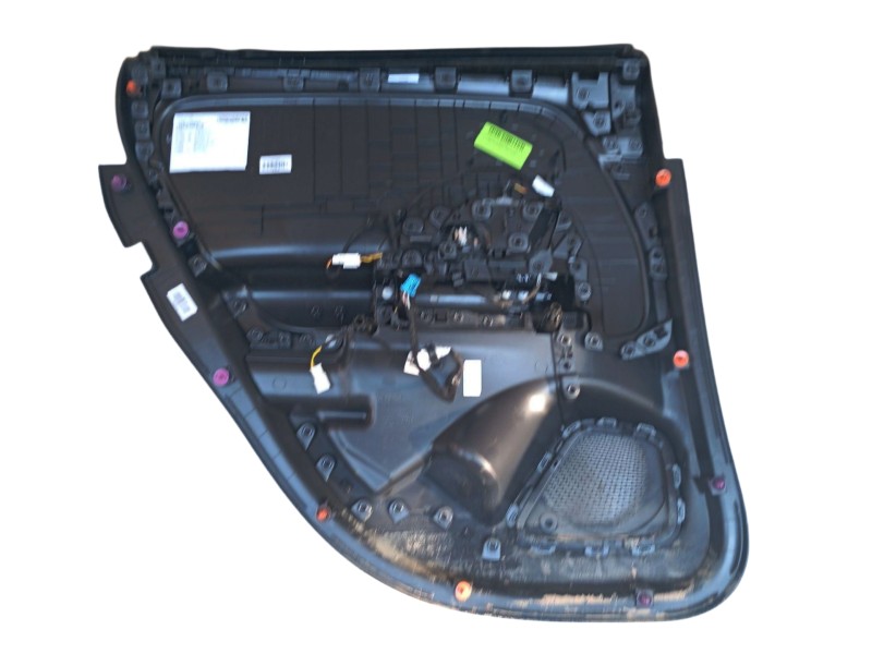 Recambio de guarnecido puerta trasera derecha para mercedes-benz eqa (h243) eqa 250+ (243.702) referencia OEM IAM  A2477604002 