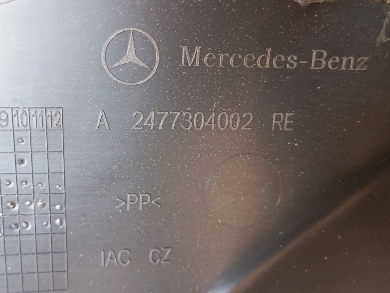 Recambio de guarnecido puerta trasera derecha para mercedes-benz eqa (h243) eqa 250+ (243.702) referencia OEM IAM  A2477604002 