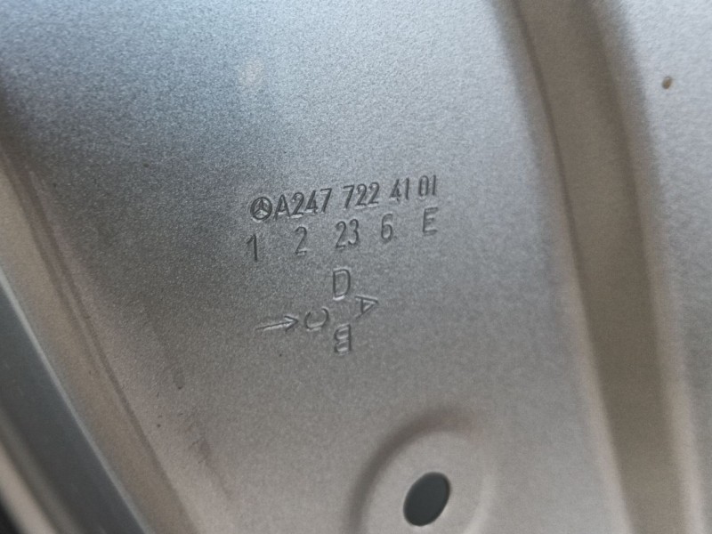 Recambio de puerta delantera izquierda para mercedes-benz eqa (h243) eqa 250+ (243.702) referencia OEM IAM A2477202703 A24772241