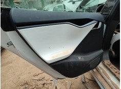 Recambio de guarnecido puerta trasera izquierda para tesla model s (5yjs) referencia OEM IAM    2