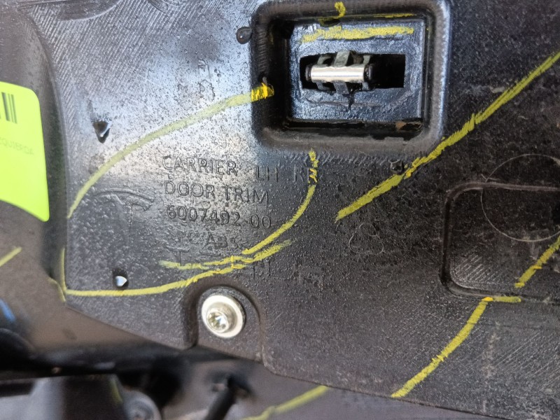 Recambio de guarnecido puerta trasera izquierda para tesla model s (5yjs) referencia OEM IAM   