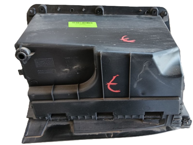 Recambio de guantera para iveco daily vi caja/chasis 33s16, 35s16, 35c16, 40c16, 50c16 referencia OEM IAM   