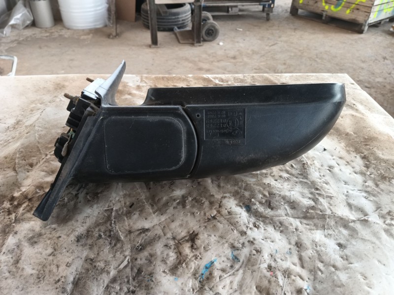 Recambio de retrovisor derecho para hyundai tucson (jm) 2.0 crdi referencia OEM IAM   