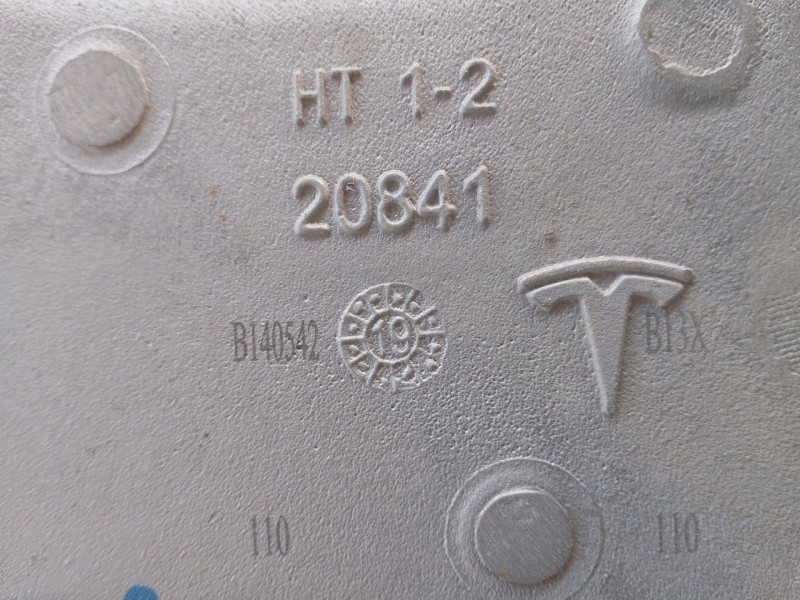 Recambio de brazo suspension inferior trasero izquierdo para tesla model s (5yjs) referencia OEM IAM 102141600D 18B12B730012 