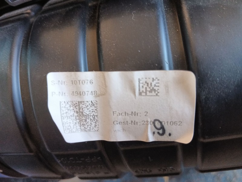 Recambio de apoyabrazos central para mercedes-benz eqa (h243) eqa 250+ (243.702) referencia OEM IAM   