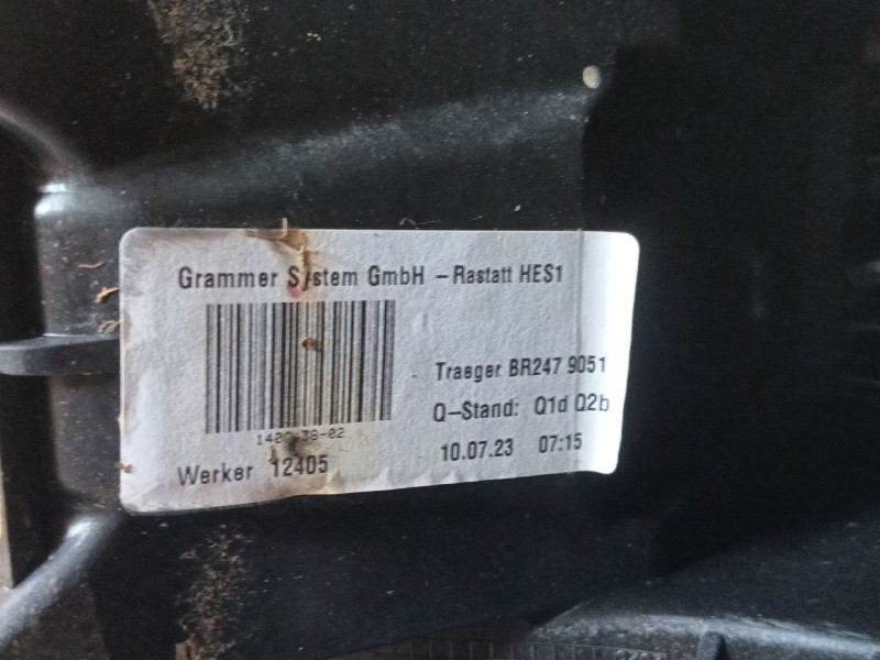 Recambio de apoyabrazos central para mercedes-benz eqa (h243) eqa 250+ (243.702) referencia OEM IAM   