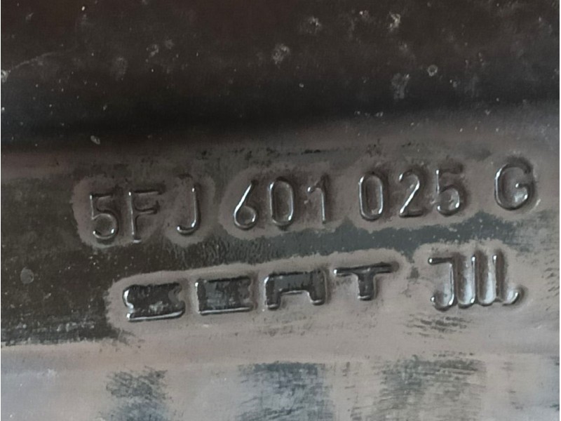 Recambio de llanta para seat tarraco (kn2) 2.0 tdi referencia OEM IAM 5FJ601025G2OJ ET43 7Jx19