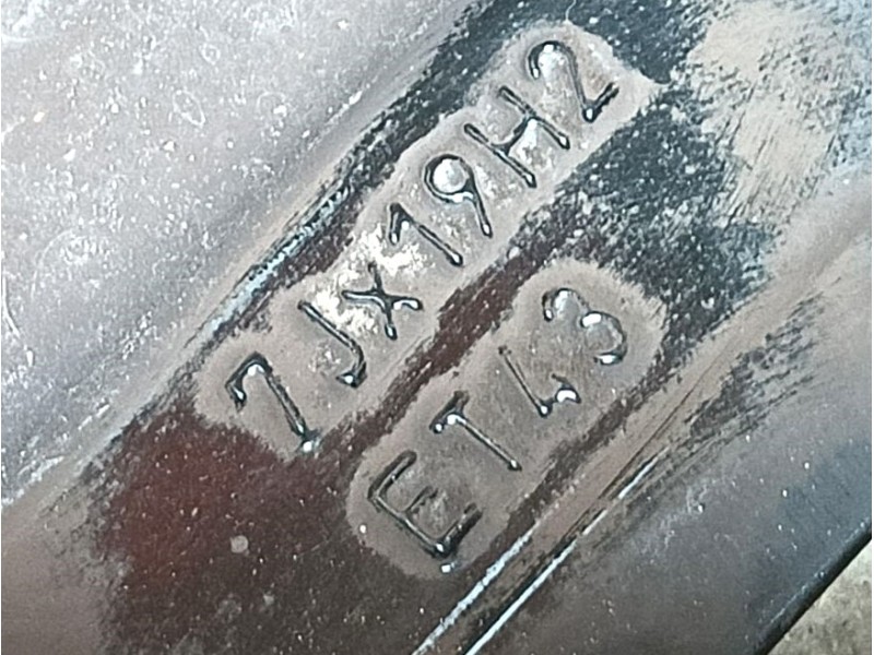 Recambio de llanta para seat tarraco (kn2) 2.0 tdi referencia OEM IAM 5FJ601025G2OJ ET43 7Jx19