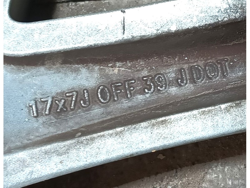 Recambio de llanta para toyota verso (_r2_) 1.6 (zgr20_) referencia OEM IAM 426110F140 ET39 17x7J