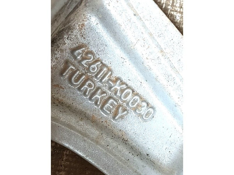 Recambio de llanta para toyota yaris (_p21_, _pa1_, _ph1_) 1.5 (mxpa11) referencia OEM IAM 42611K0030 ET45 15x6J