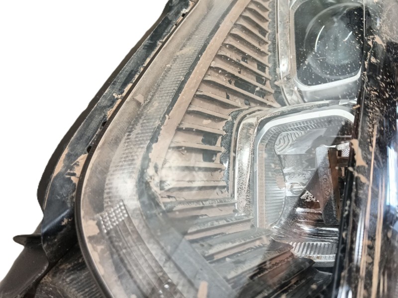 Recambio de faro derecho para ford kuga ii (dm2) 2.0 tdci referencia OEM IAM 2206647 GV4113D154EH 