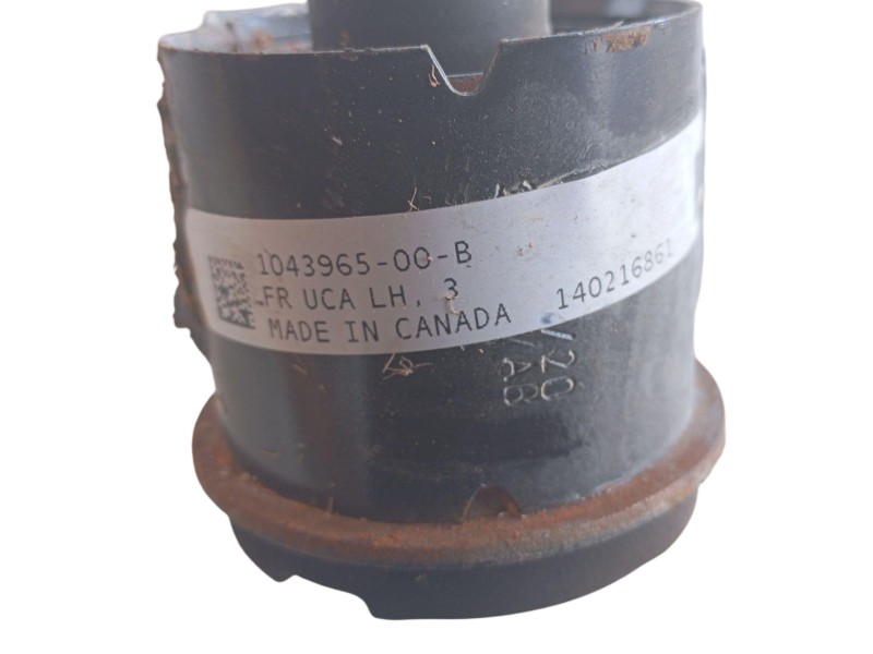 Recambio de brazo suspension superior delantero izquierdo para tesla model s (5yjs) referencia OEM IAM 104396500B 140216861 