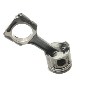 PISTON D20DT 