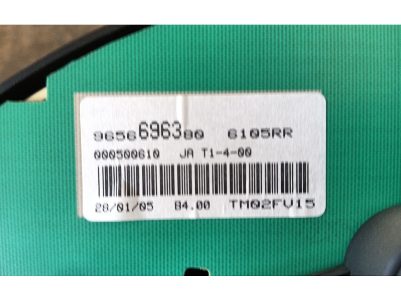 Recambio de cuadro instrumentos para peugeot 206 hatchback (2a/c) 1.4 i referencia OEM IAM 6106HF  