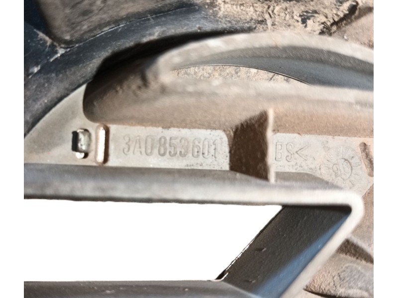 Recambio de rejilla delantera para volkswagen golf iii (1h1) 1.6 referencia OEM IAM   