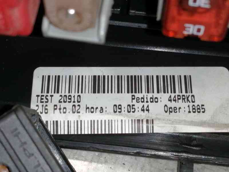 Recambio de caja reles / fusibles para opel corsa d cmon referencia OEM IAM 13246936 13185560 