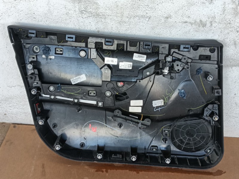 Recambio de guarnecido puerta delantera derecha para tesla model s (5yjs) referencia OEM IAM   