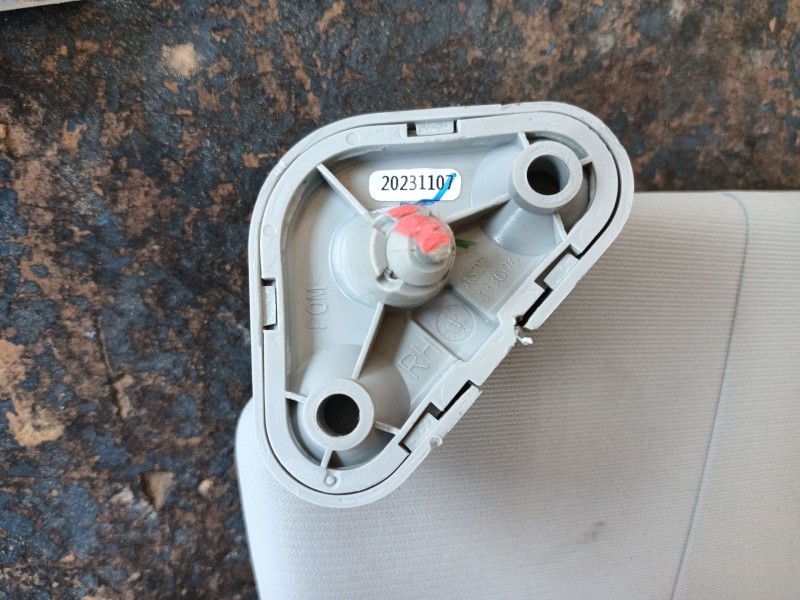 Recambio de parasol izquierdo para mg mg zs suv 1.0 t-gdi referencia OEM IAM   