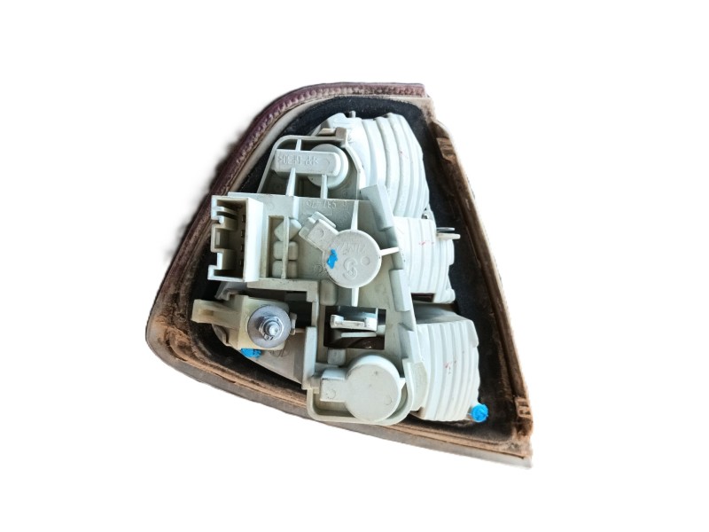 Recambio de piloto trasero derecho interior para bmw 3 (e90) 320 d referencia OEM IAM   