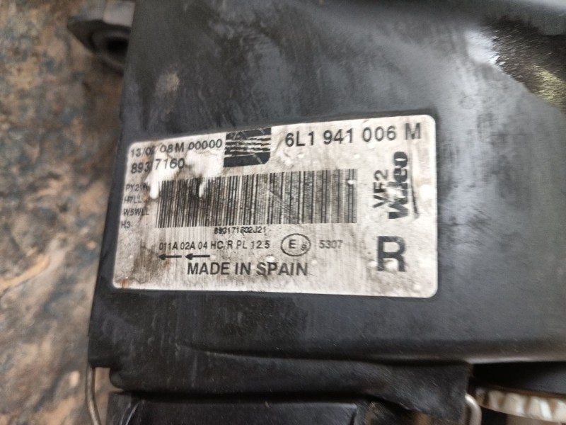 Recambio de faro derecho para seat ibiza iii (6l1) 1.9 tdi referencia OEM IAM   